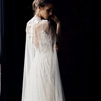 Свадебное платье Манон с кейпом